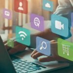 The Role of the Internet in Online Learning